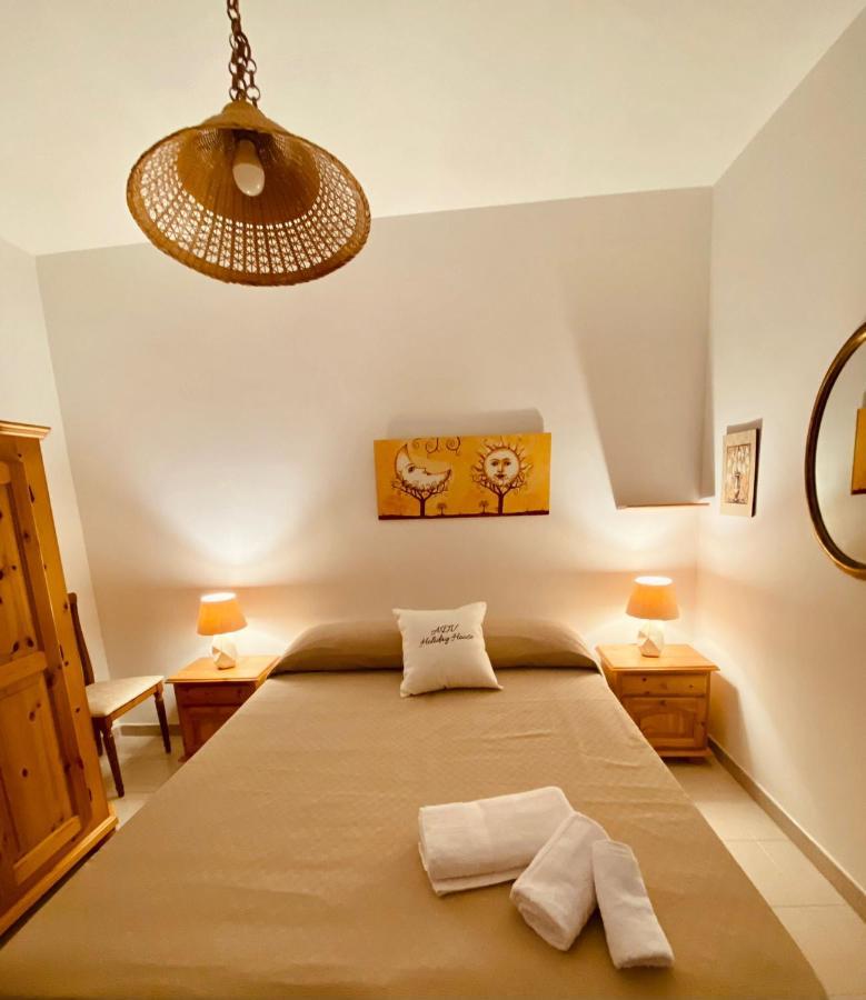 ADV Holiday House - Casa Vacanze San Cataldo  Exterior foto