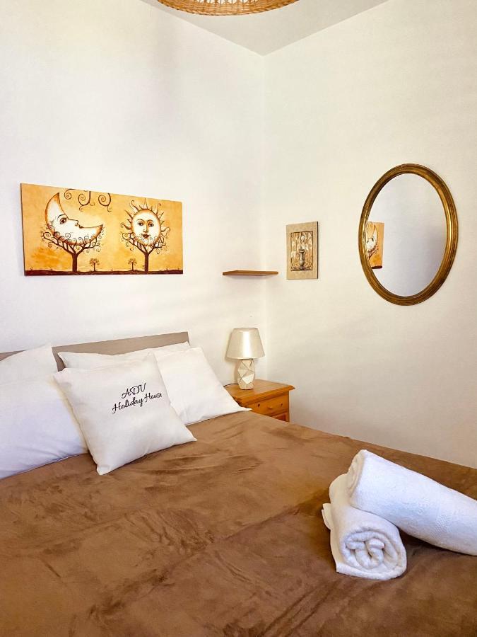 ADV Holiday House - Casa Vacanze San Cataldo  Exterior foto